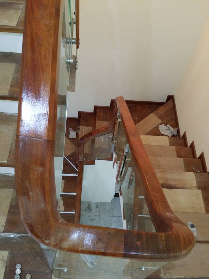 CÃ¢Ìu Thang KiÌnh 92