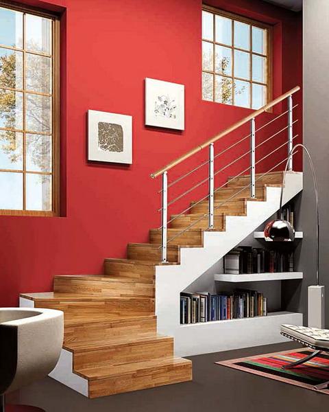 Bố trí cầu thang trong phòng khách nhà ống: Bố trí cầu thang trong phòng khách của ngôi nhà ống là một xu hướng mới cho không gian sống hiện đại. Với sự kết hợp giữa kiến trúc và thiết kế, cầu thang sẽ trở thành một điểm nhấn cho phòng khách của bạn.
