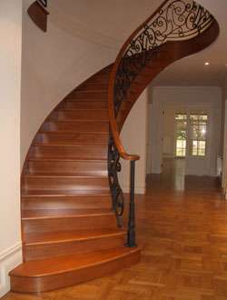 cầu thang đẹp, cầu thang sắt, cầu thang kính, cầu thang inox, cầu thang xương sắt